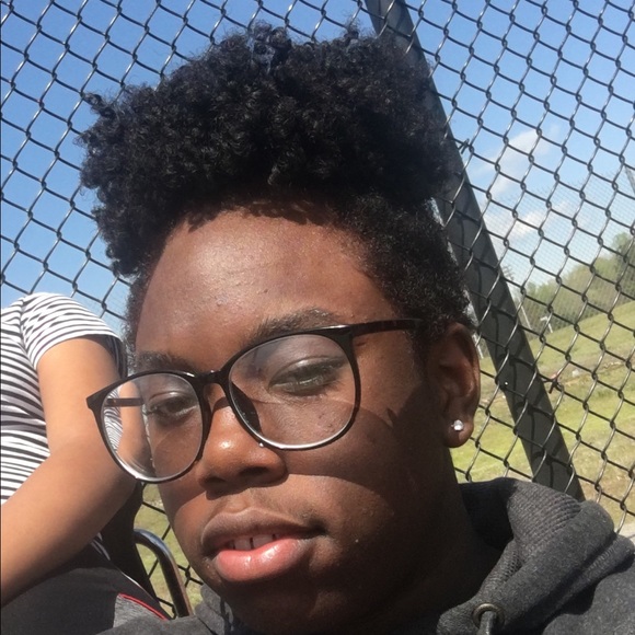 Meet your Posher, Aaron - Picture 1 of 1